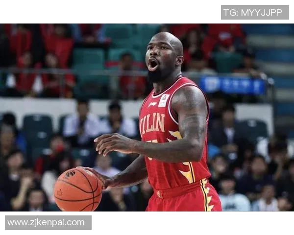 杜海勒与艾因激战正酣5月15日精彩对决引发球迷热议 杜海勒与艾因激战正酣5月15日精彩对决引发球迷热议